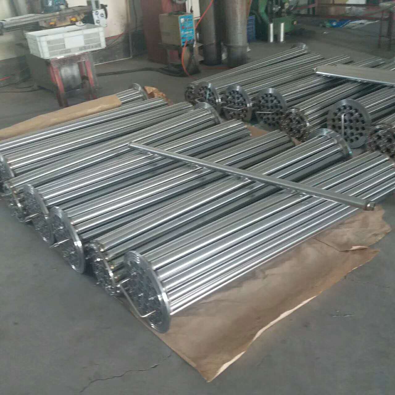 約翰遜不銹鋼楔形絲繞絲濾管 糞便脫水機(jī)濾網(wǎng) 不銹鋼骨架 污水處理過濾設(shè)備濾芯